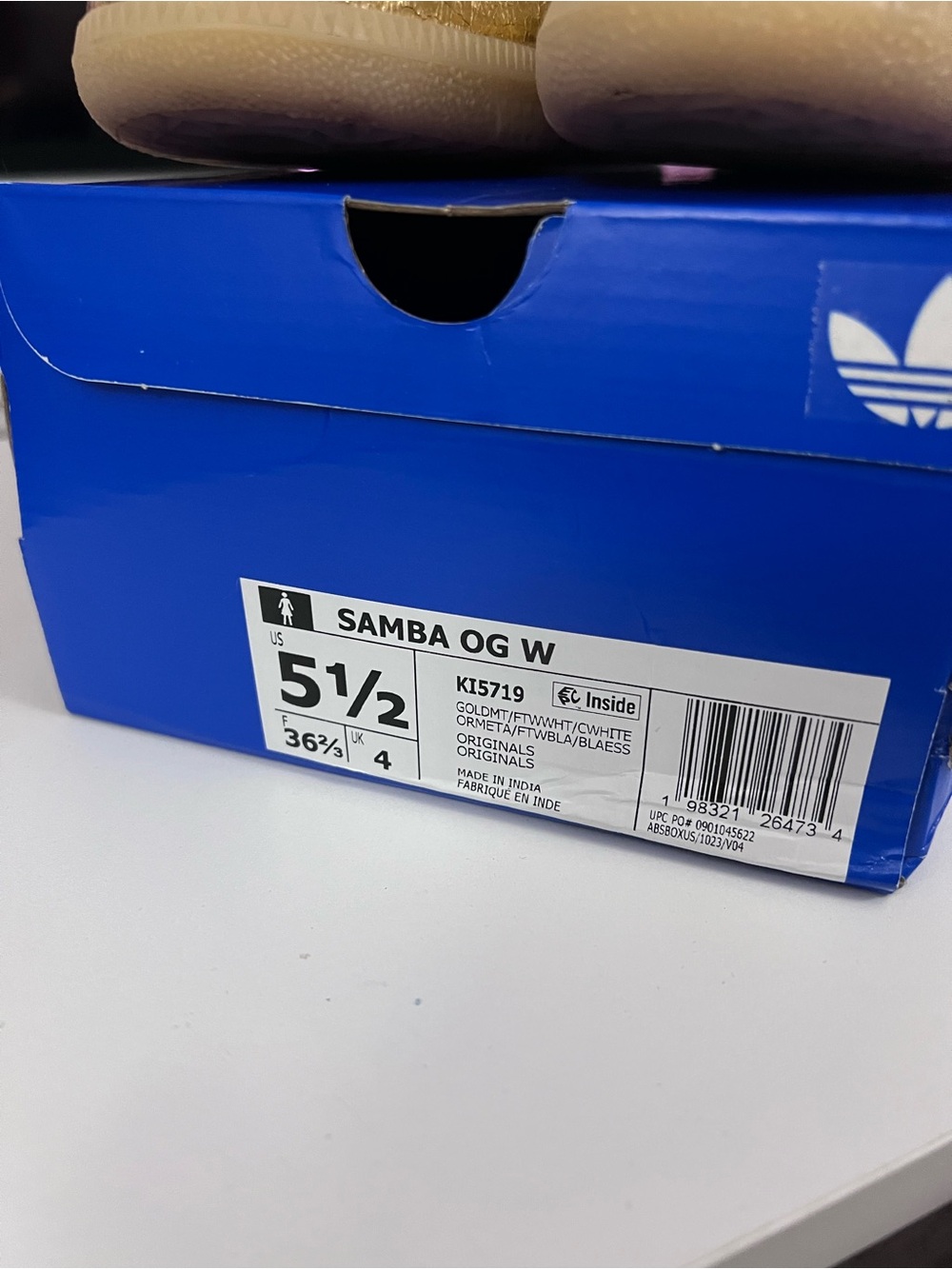 adidas Gold Metallic Samba Sneakers with White Stripes - Picture 4 of 7